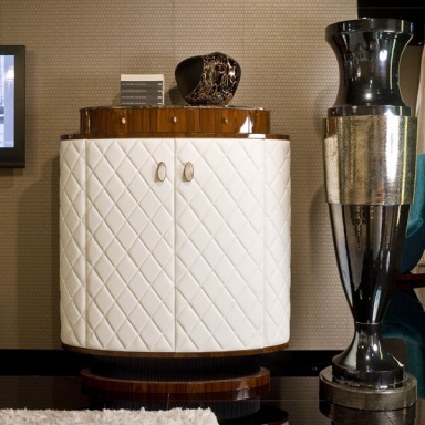 Bedroom (Suite bedroom)