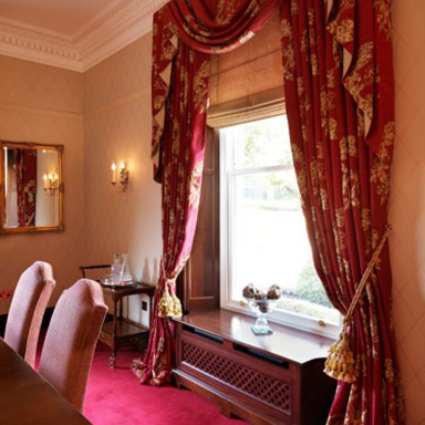 Dining room (furniture dining room)