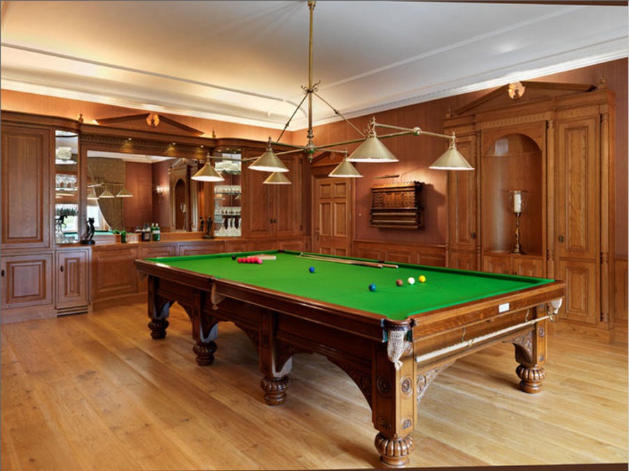 A billiard room (the billiard room for headsets), Charles Yorke