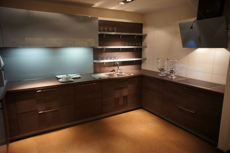 Kitchen Madeira-cp 456, Bauformat