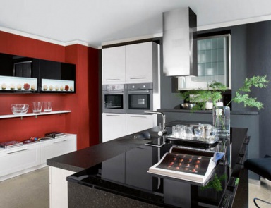 407 Malibu Kitchen, Bauformat