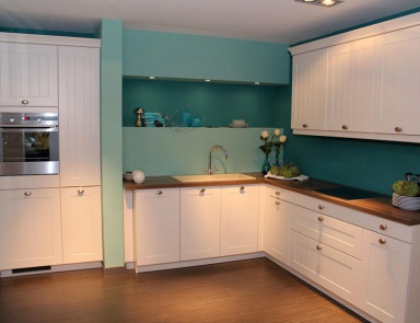 Kitchen Udine 512, Bauformat