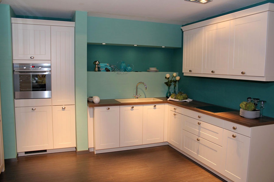 Kitchen Udine 512, Bauformat