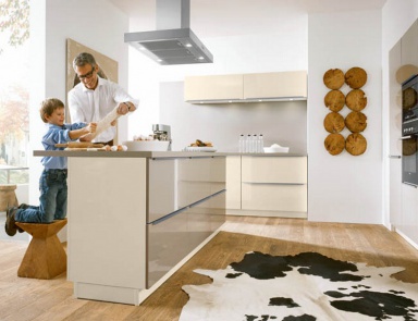 Bastia 374 Kitchen, Bauformat