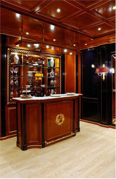 Bar classic style Bar Hilton, Bucalossi Nello Arreda