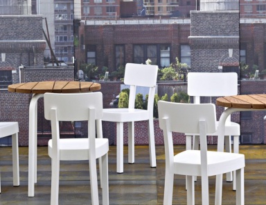 The dining InOut 23W chair, Gervasoni