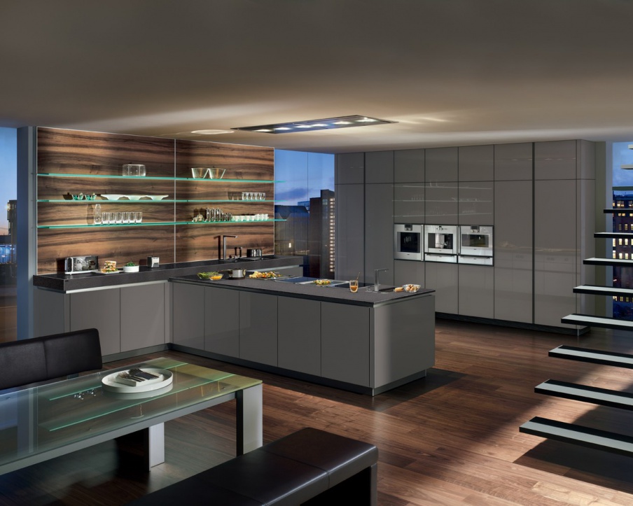 Kitchen Parado, Intuo