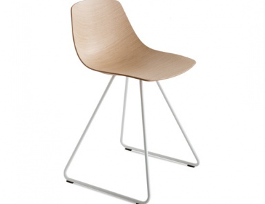 Chair Miunn