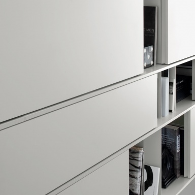 Modular storage system Skip