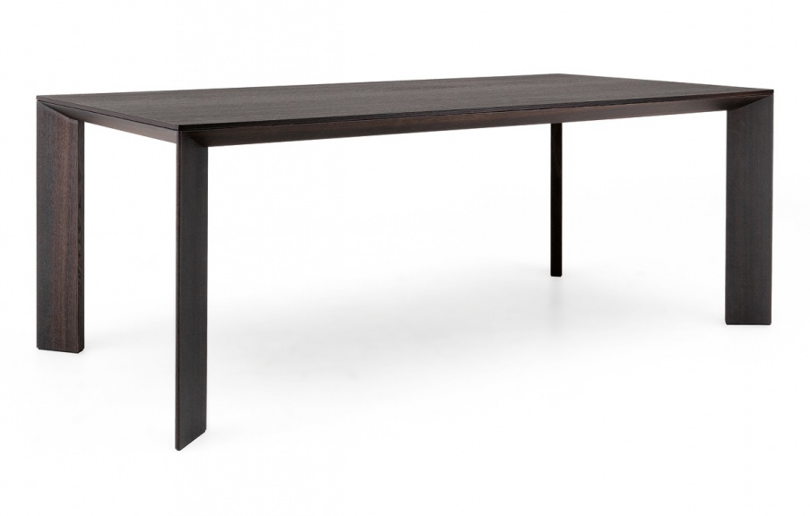 The table is rectangular, Gill - Poliform