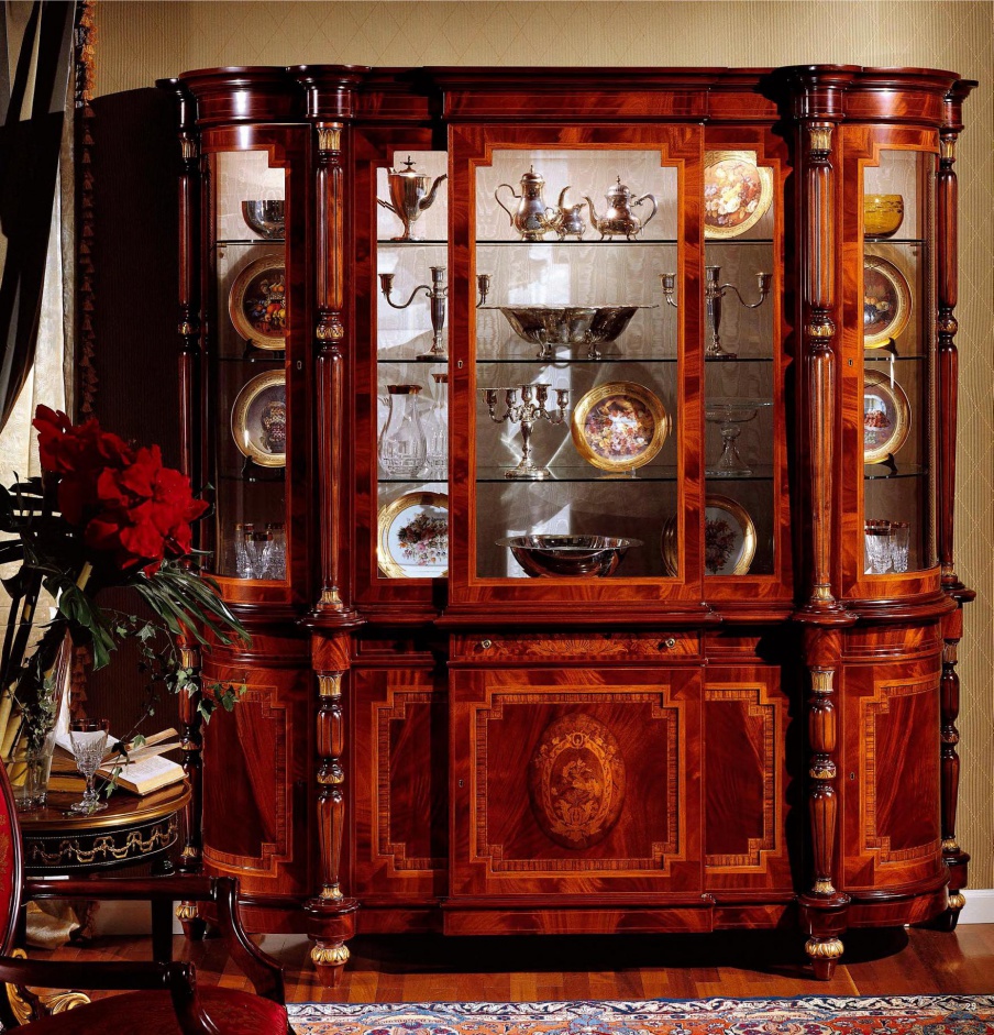 Showcase with glazed doors, Armando Rho