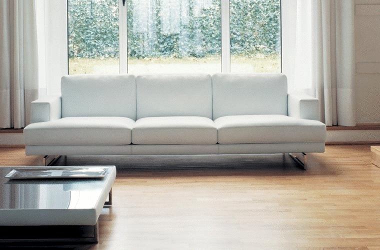 Table with frame made of metal Avalon, Rivolta