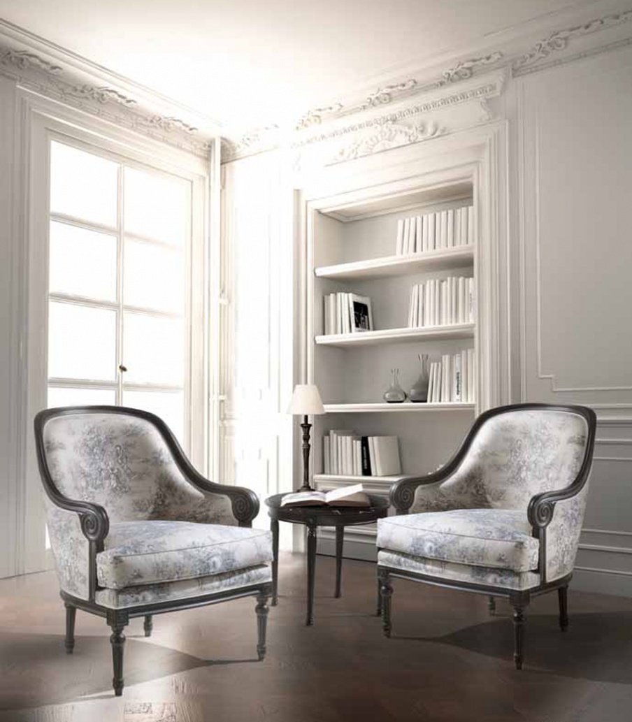 Armchair with a curved backrest Mediterraneo, Angelo Cappellini