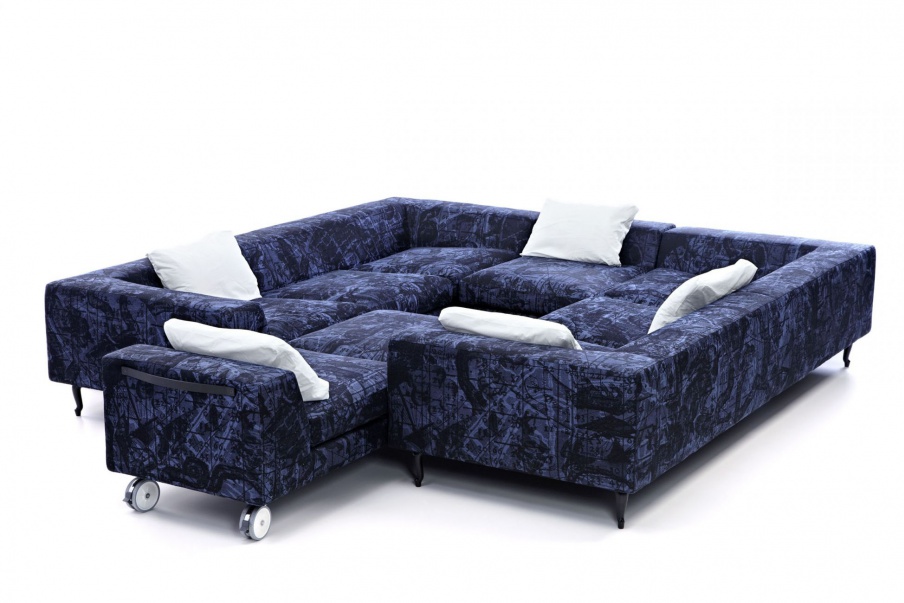 The ZLIQ Island sofa, Moooi