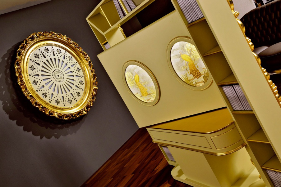 Mirror Shining Sun Vismara