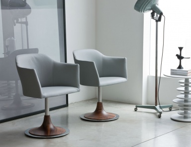 Chair with metal legs Kelly, Porada