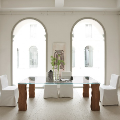 The Samburu dining table