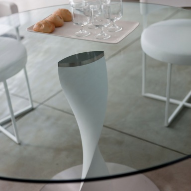 Dining table Spin