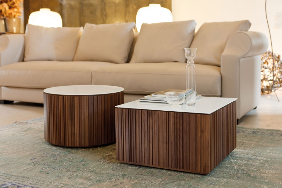Brigo coffee table made of wood, Porada