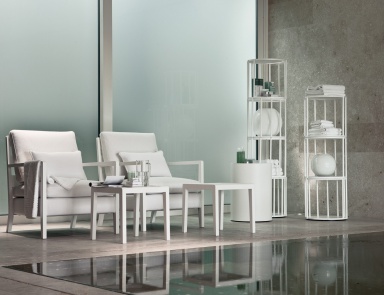 Bryant quadrato coffee table solid wood, Porada