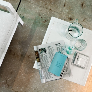 Bryant quadrato coffee table