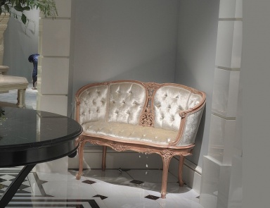 The sofa is on high legs, Annibale Colombo