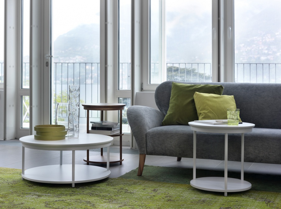 Plateau coffee table made of wood, Porada