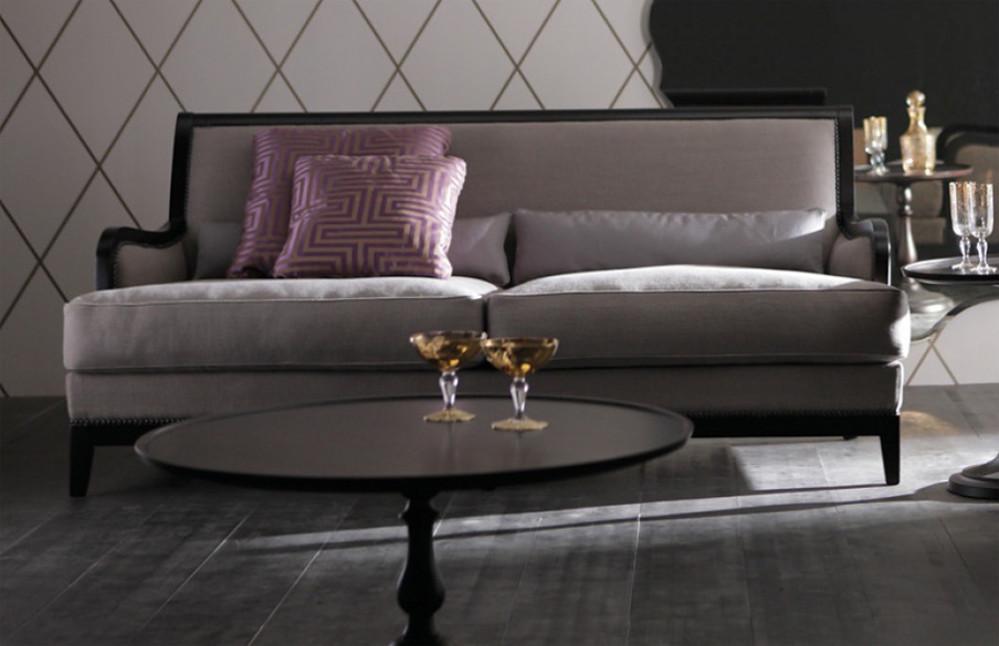 The low lying sofa Sebastian, Opera Contemporary
