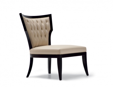 A chair without armrests Cleopatra, Opera Contemporary