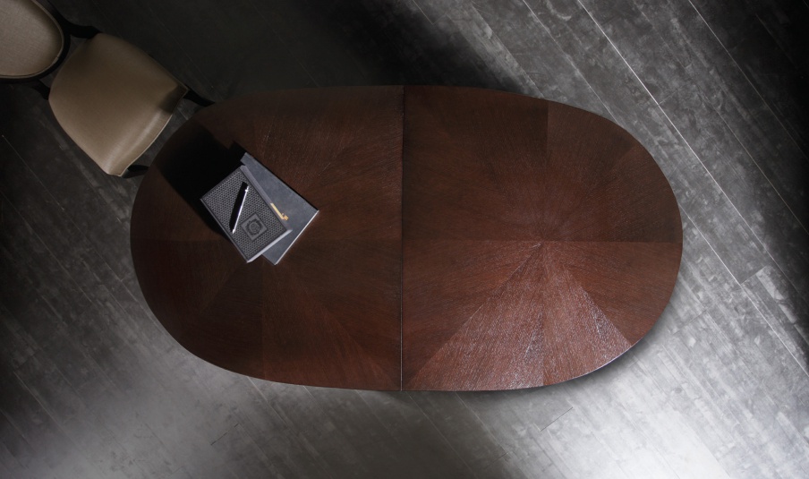 Dining table oval Edgar, Opera Contemporary