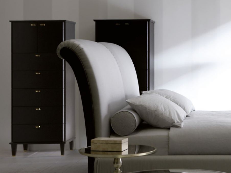 Chest Desire, Opera Contemporary