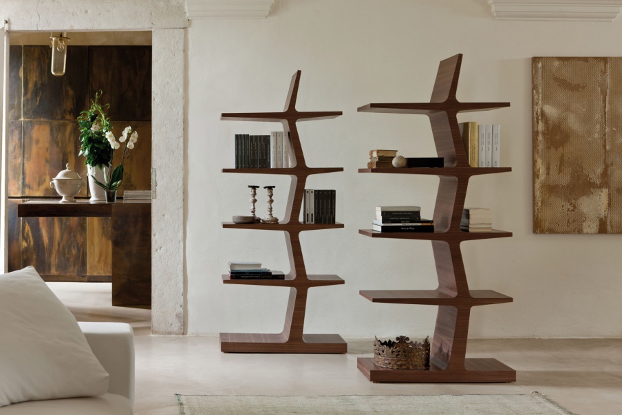 Zeus bookcase solid wood, Porada