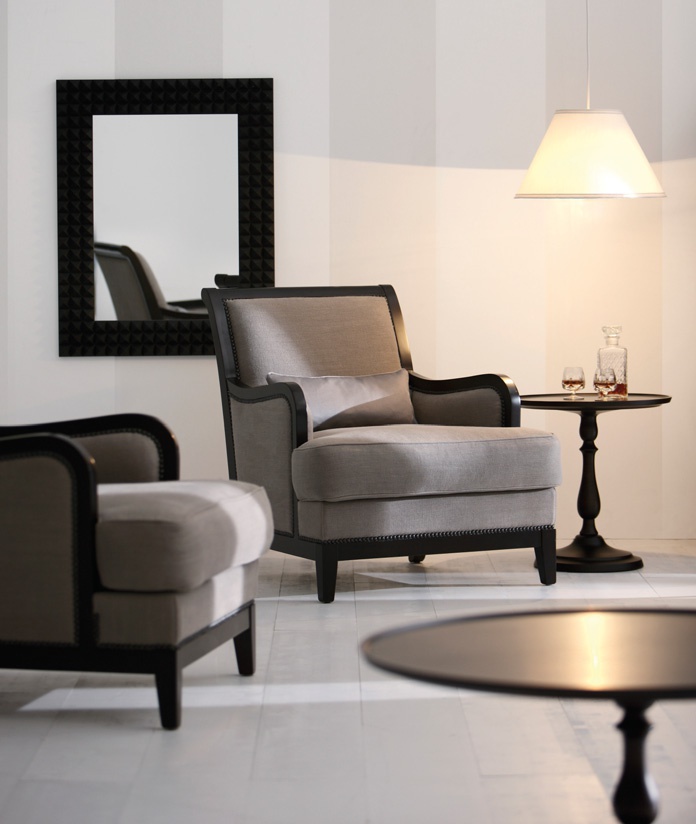 Mirror Musetta, Opera Contemporary