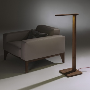 Gru floor lamp