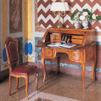 Secretaire by Luigi XV