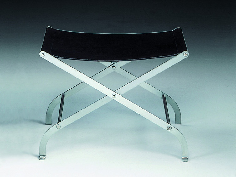 Pouf with metal frame and leather seat with Carlotta Flexform