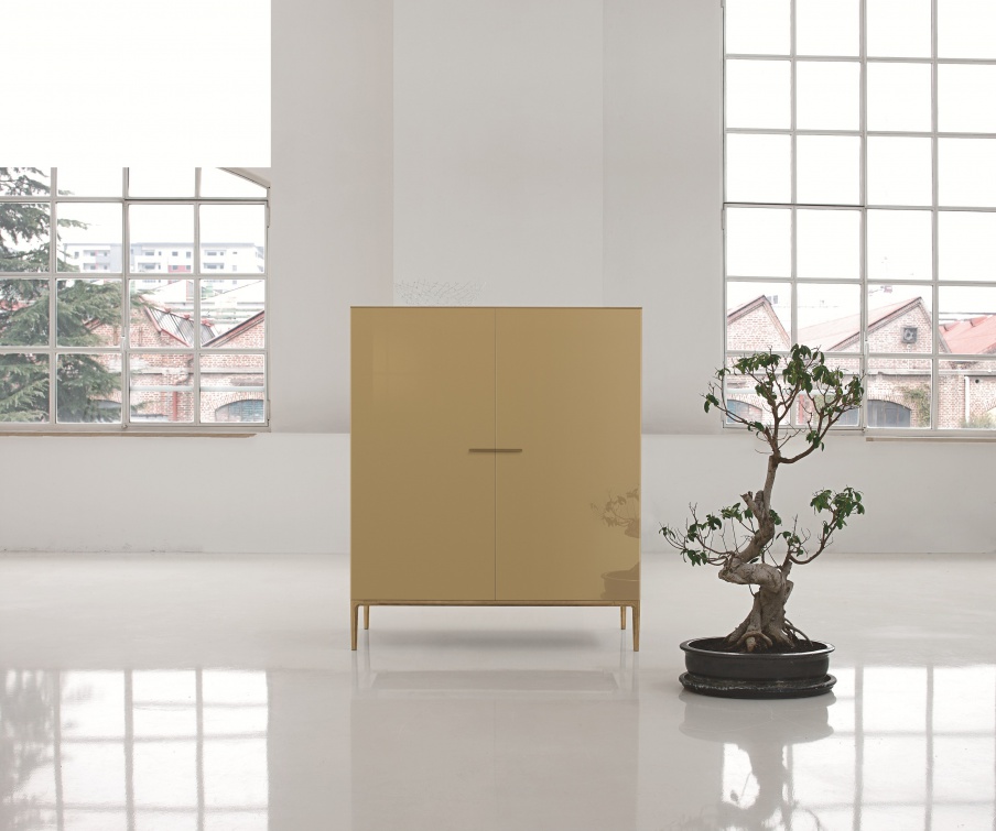 Bar Cabinet Side, Alivar