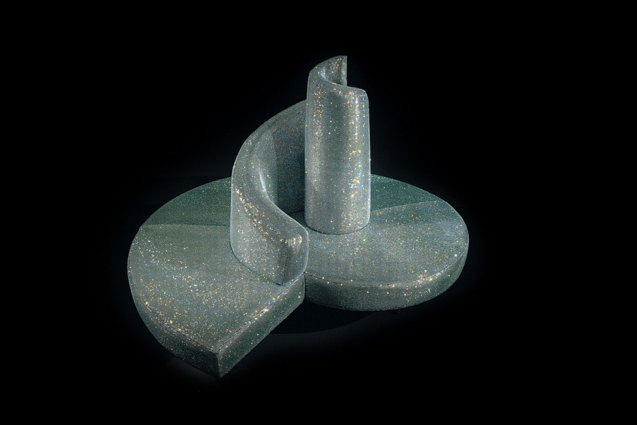 The design of the Tatlin Diamond sofa on a metal frame, Edra