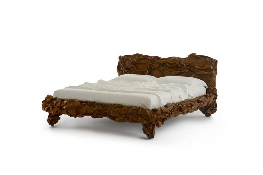 Double bed on steel bed frame Grinza, Edra