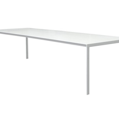 Layer dining table
