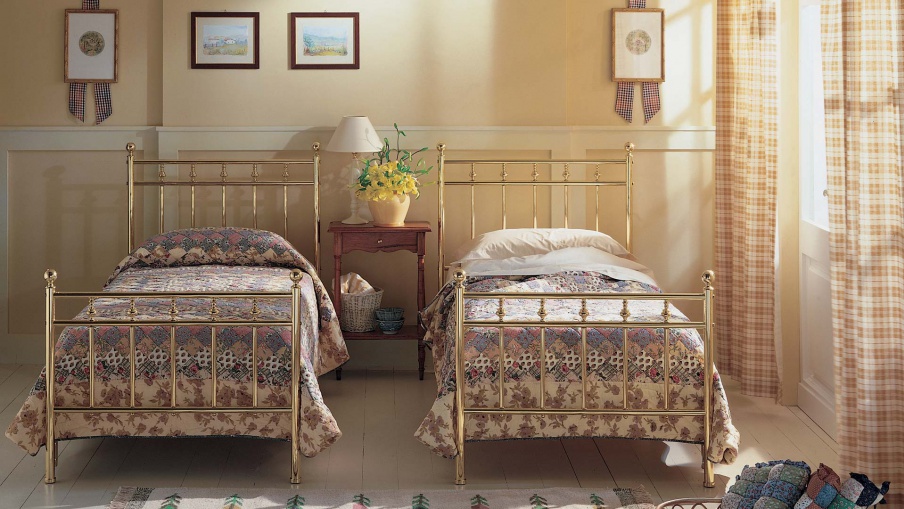 Bed metal twin Denis, Cantori