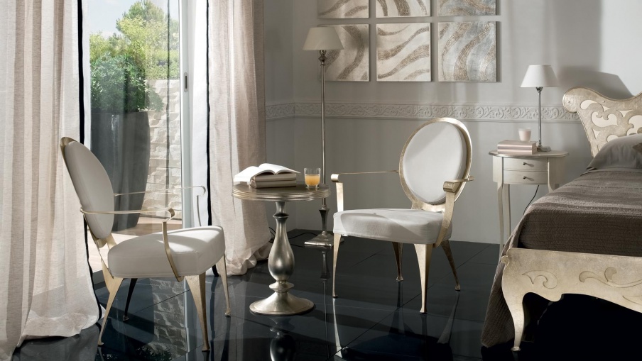 Chair with armrests on steel frame armchair Miss, Cantori