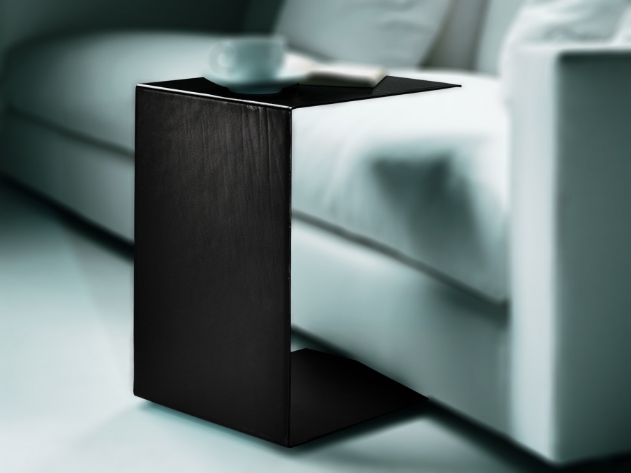 Pridivanny table on a metal frame Plain, Flexform