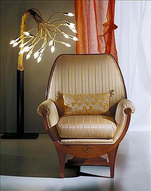 Armchair with wooden frame upholstered PO19, Carpanelli