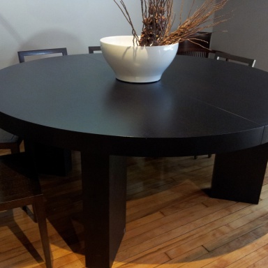 Dining table New York