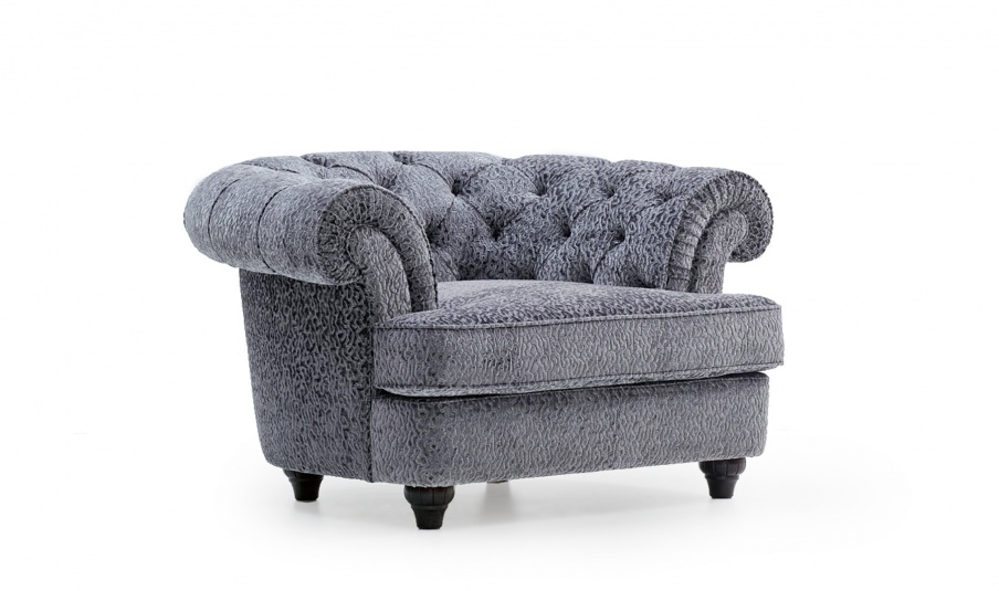 A chair with a semicircular back Lisette Soft, Angelo Cappellini