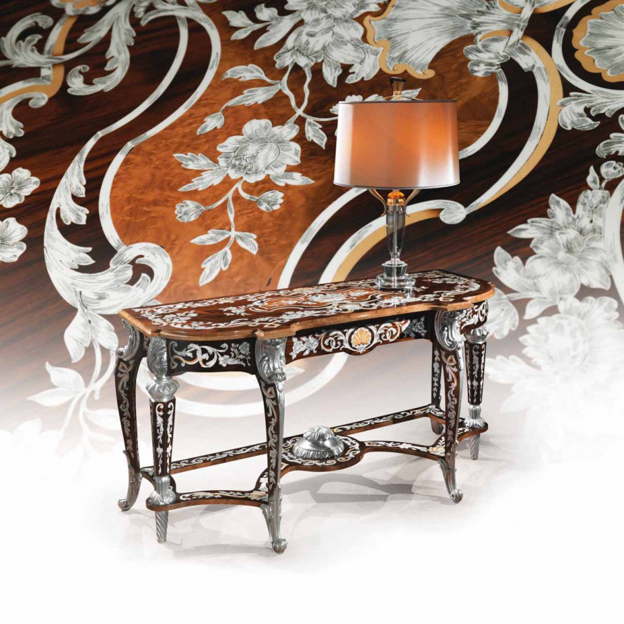 The console is natural wood, Ezio Bellotti