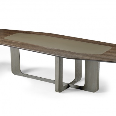 Atlante dining table