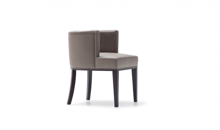 A chair with a semicircular back Opera Contemporary of Angelo Cappellini