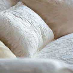 Two-seater sofa Bellini